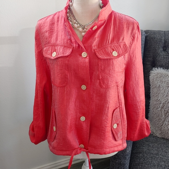 Linear Blouse - Picture 2 of 10